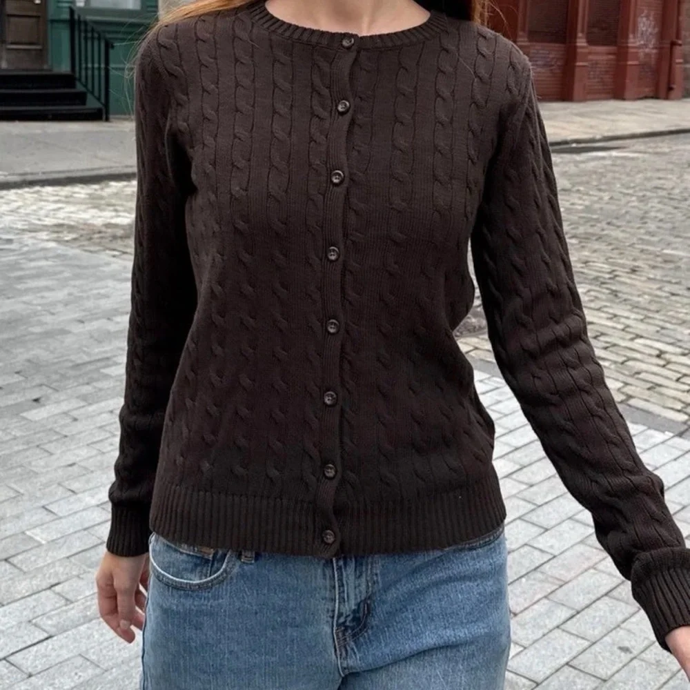 Brandy Melville AMALIE CABLE KNIT CARDIGAN ( Color: Mocha) BNWT - Picture 3 of 4